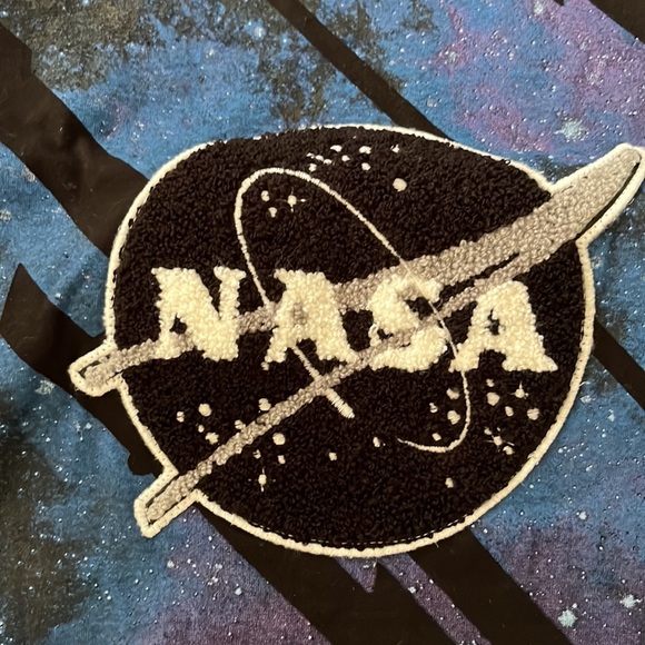 Men’s Southpole T-Shirts - Picture 2 of 8